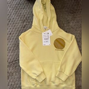 BRAND NEW!! Zara hoodie size 4T-5T Unisex . Yellowish Cream color. Final Sale